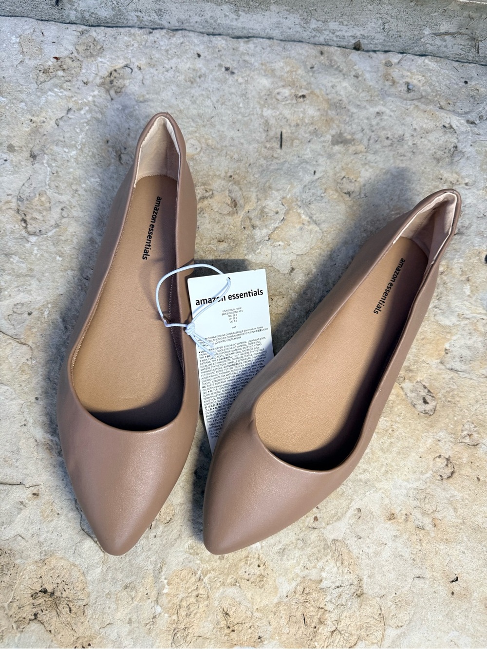 NWT Amazon Essentials Nude/Taupe Ballet Flats — Size 9.5 Wide